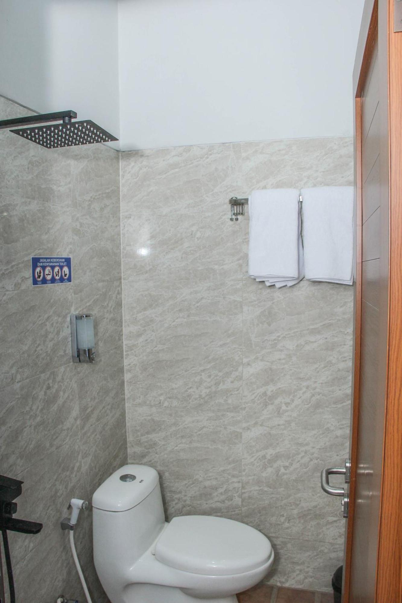 Laswi Syariah Guest House باندونج المظهر الخارجي الصورة